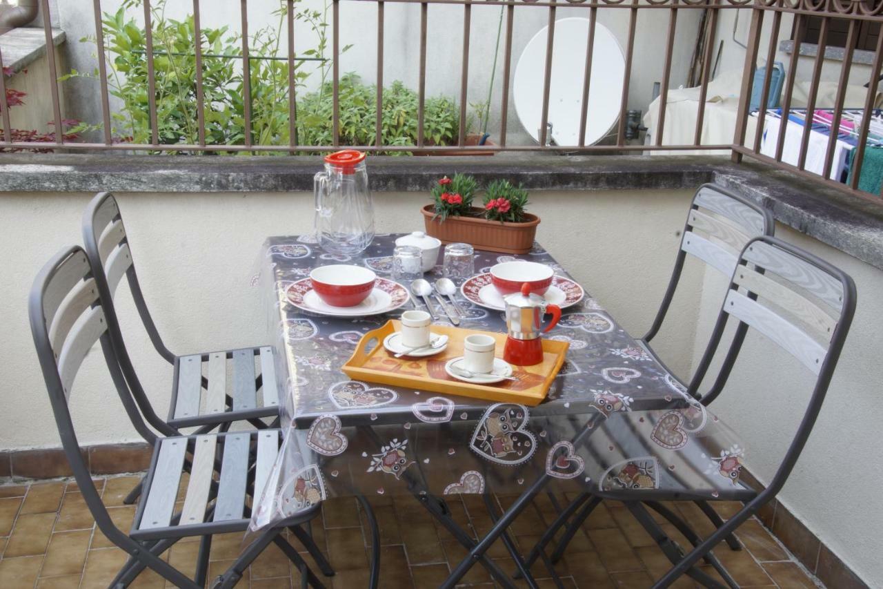 La Pineta Apartment สเตรซา ภายนอก รูปภาพ