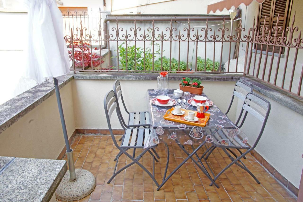 La Pineta Apartment สเตรซา ภายนอก รูปภาพ